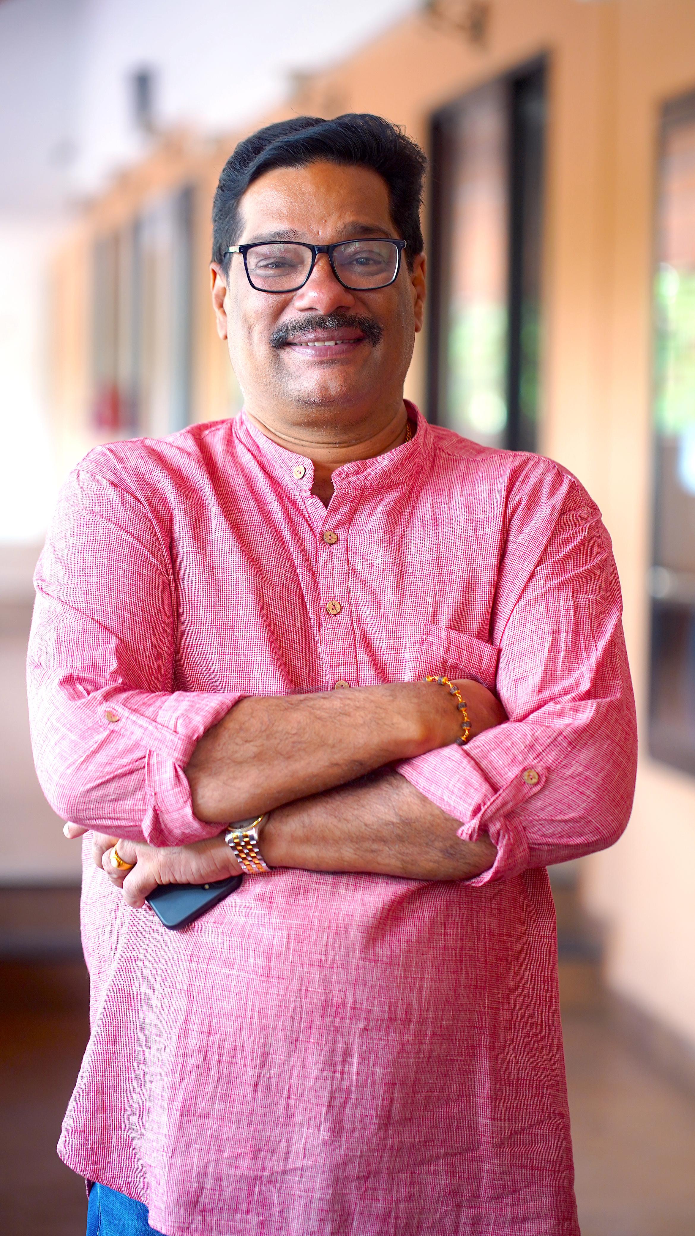 Guru Natyacharya Kalamandalam Sathyavrathan